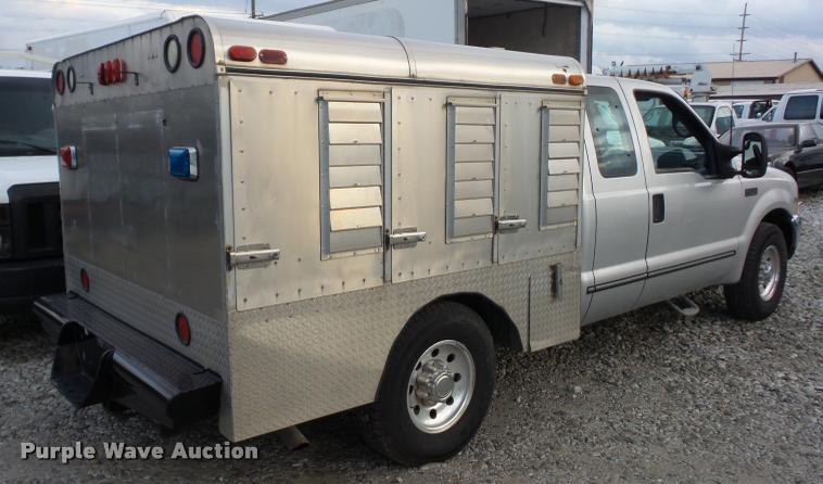 image for item DA5842 1999 Ford F250 Super Duty SuperCab utility truck