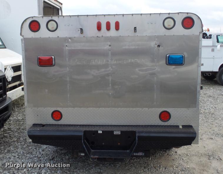 image for item DA5842 1999 Ford F250 Super Duty SuperCab utility truck