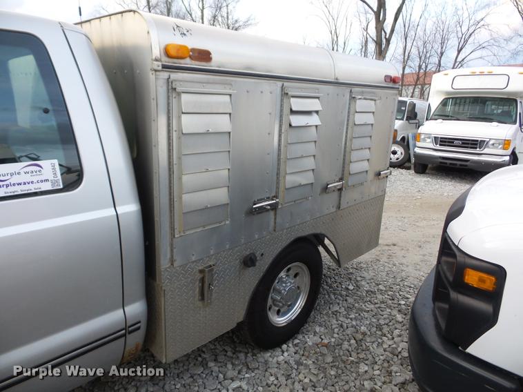 image for item DA5842 1999 Ford F250 Super Duty SuperCab utility truck