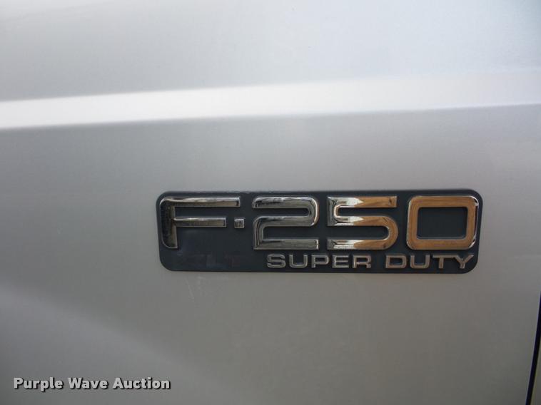 image for item DA5842 1999 Ford F250 Super Duty SuperCab utility truck