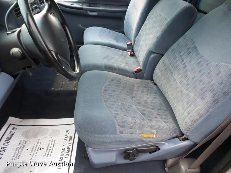 image for item DA5842 1999 Ford F250 Super Duty SuperCab utility truck