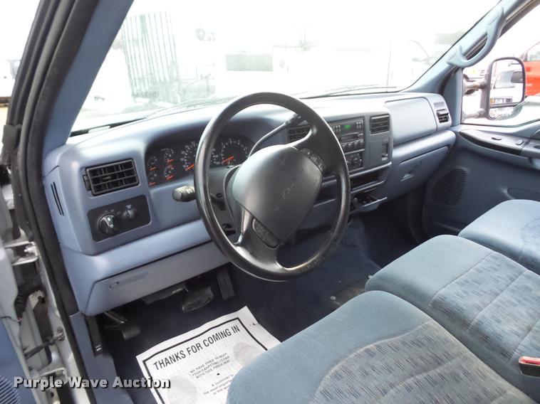 image for item DA5842 1999 Ford F250 Super Duty SuperCab utility truck