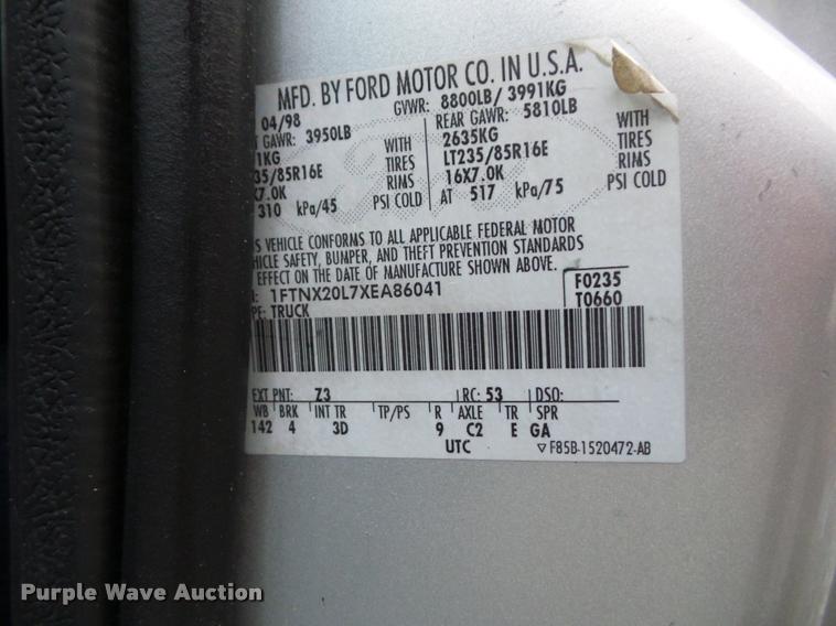 image for item DA5842 1999 Ford F250 Super Duty SuperCab utility truck