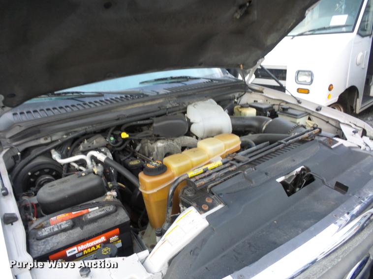 image for item DA5842 1999 Ford F250 Super Duty SuperCab utility truck