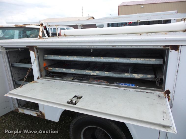 image for item DA5844 1997 Ford F450 Super Duty utility truck