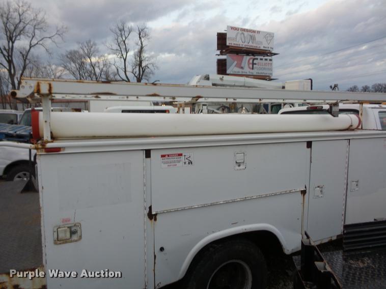 image for item DA5844 1997 Ford F450 Super Duty utility truck