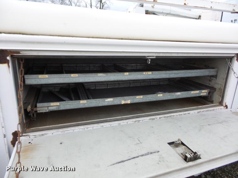 image for item DA5844 1997 Ford F450 Super Duty utility truck