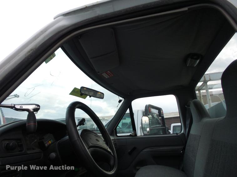 image for item DA5844 1997 Ford F450 Super Duty utility truck