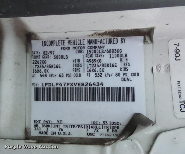 image for item DA5844 1997 Ford F450 Super Duty utility truck