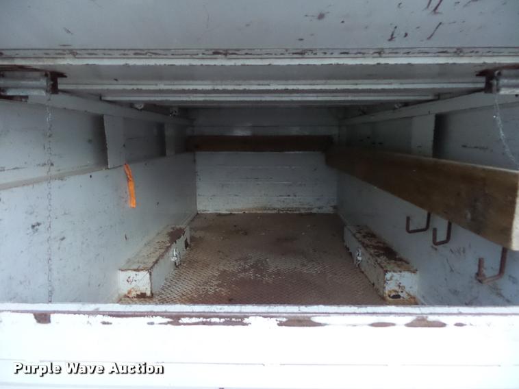 image for item DA5845 2002 Ford F550 utility truck