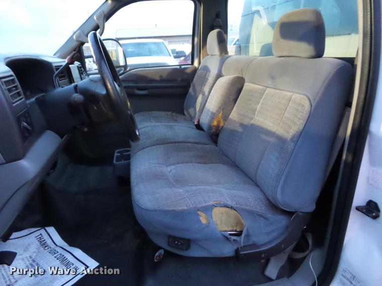 image for item DA5845 2002 Ford F550 utility truck