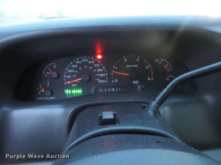 image for item DA5845 2002 Ford F550 utility truck