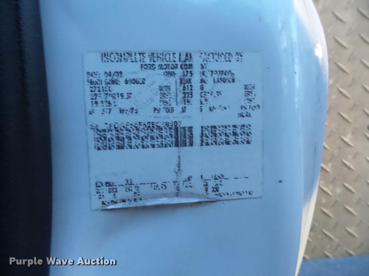 image for item DA5845 2002 Ford F550 utility truck