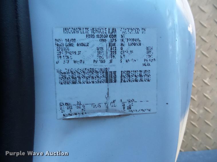 image for item DA5845 2002 Ford F550 utility truck