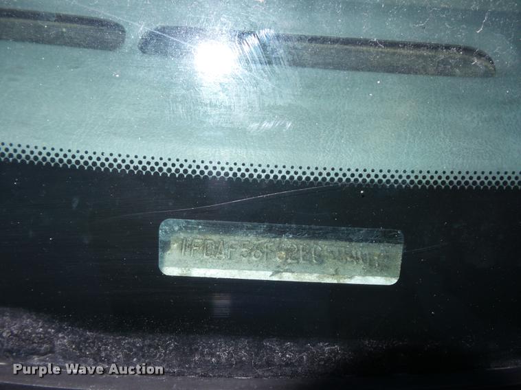 image for item DA5845 2002 Ford F550 utility truck