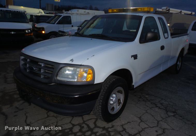 image for item DA5849 2001 Ford F150 SuperCab pickup truck