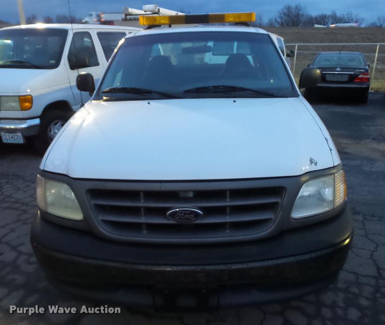 image for item DA5849 2001 Ford F150 SuperCab pickup truck