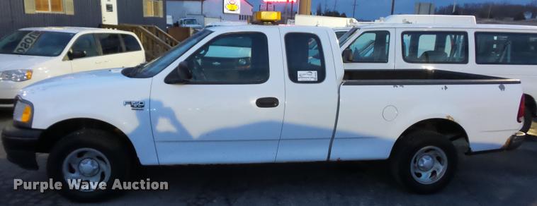 image for item DA5849 2001 Ford F150 SuperCab pickup truck