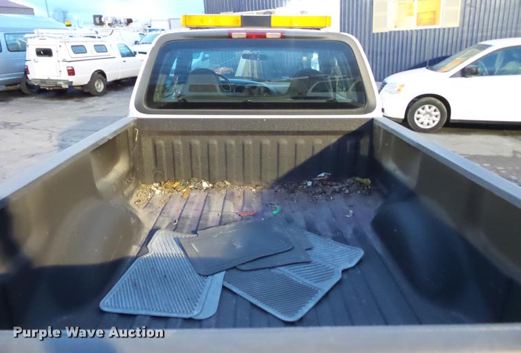 image for item DA5849 2001 Ford F150 SuperCab pickup truck