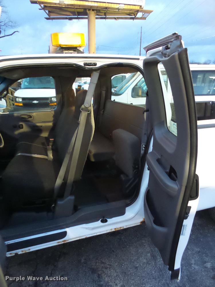 image for item DA5849 2001 Ford F150 SuperCab pickup truck