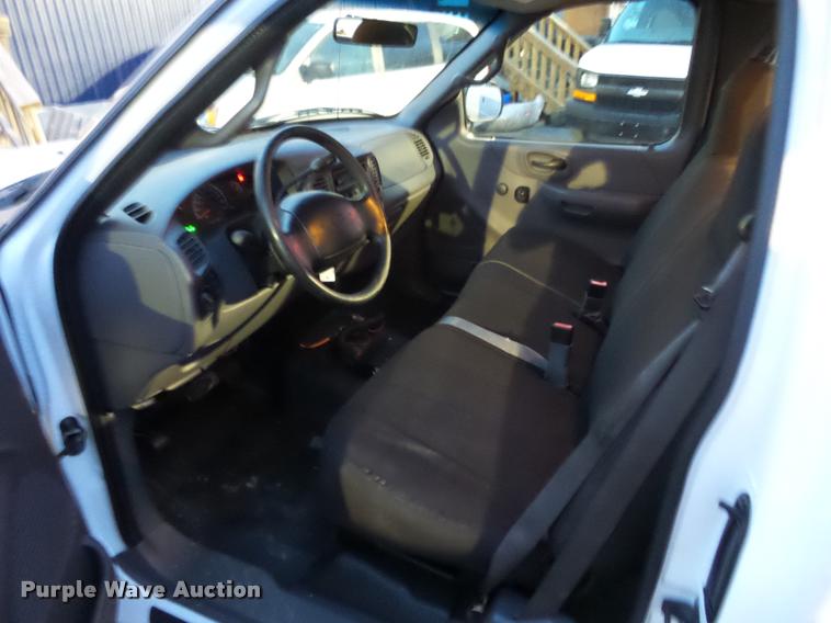 image for item DA5849 2001 Ford F150 SuperCab pickup truck