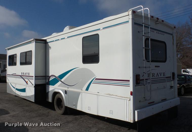 image for item DA5856 1999 Ford Winnebago Brave RV