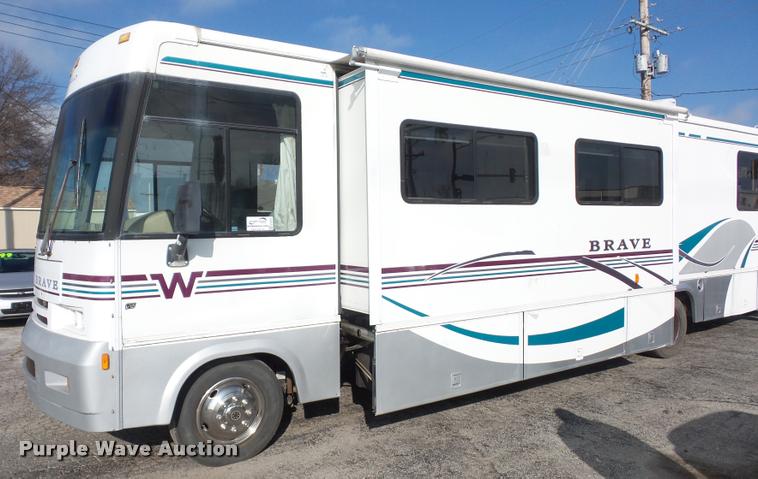 image for item DA5856 1999 Ford Winnebago Brave RV