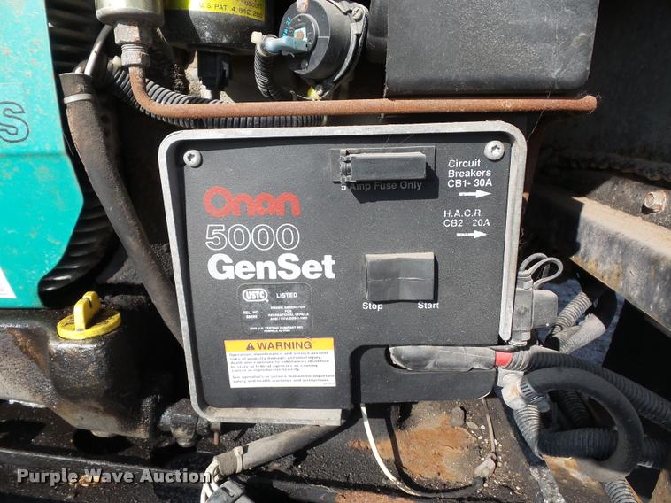 image for item DA5856 1999 Ford Winnebago Brave RV