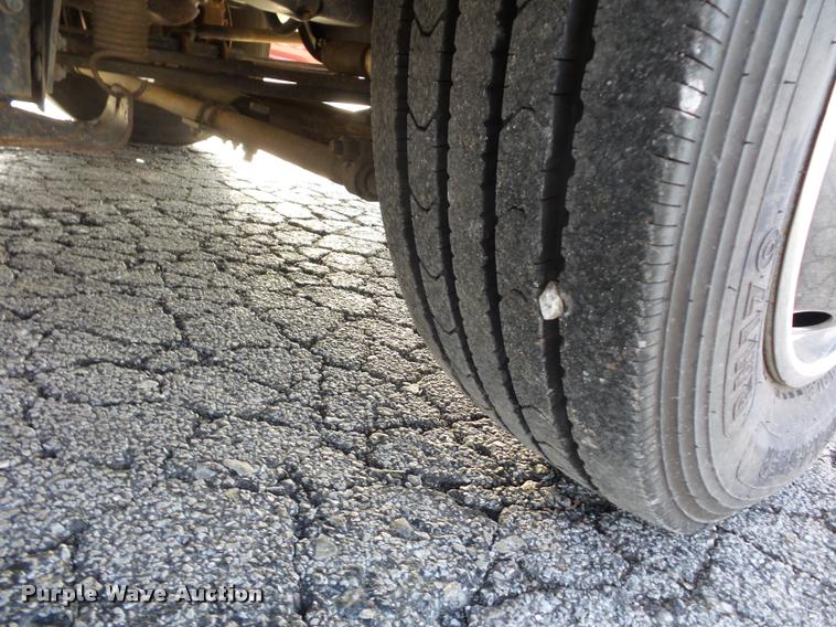 image for item DA5856 1999 Ford Winnebago Brave RV