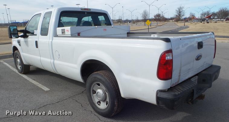 image for item DA7503 2008 Ford F250 Super Duty SuperCab pickup truck