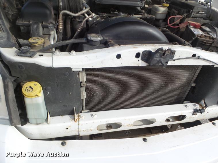 image for item DA7504 2007 Dodge Dakota Quad Cab pickup truck