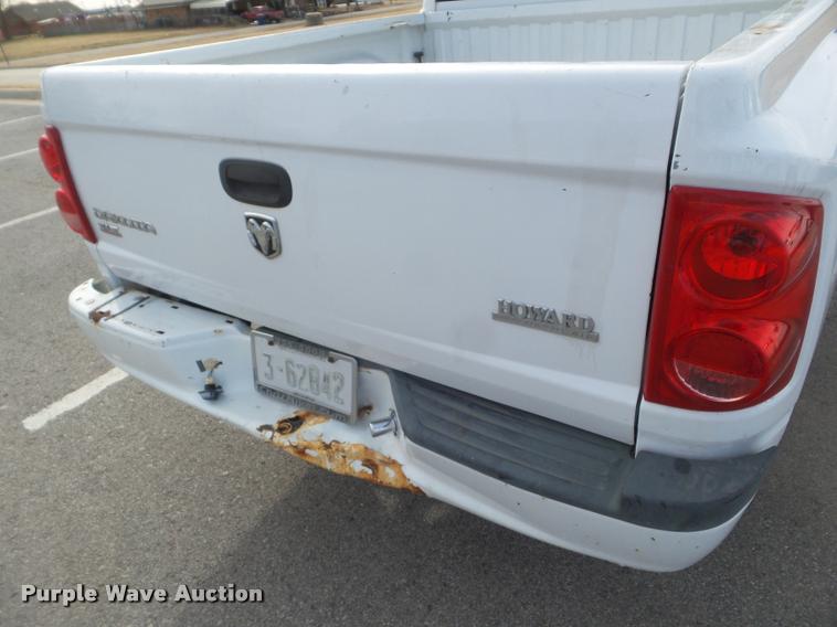 image for item DA7504 2007 Dodge Dakota Quad Cab pickup truck