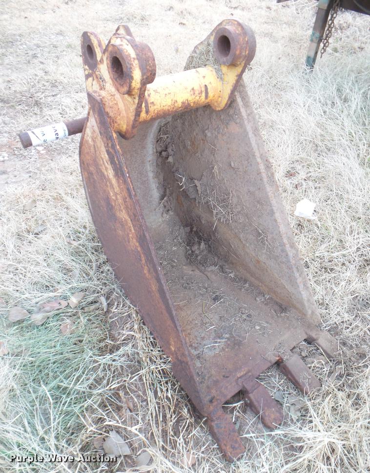 image for item DA7509 Case backhoe bucket