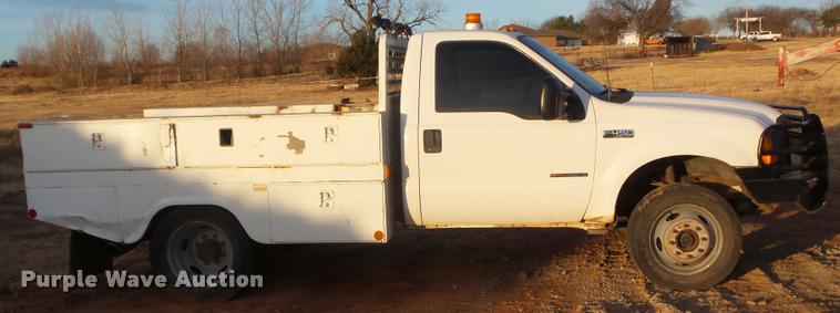 image for item DA7510 1999 Ford F450 Super Duty utility truck