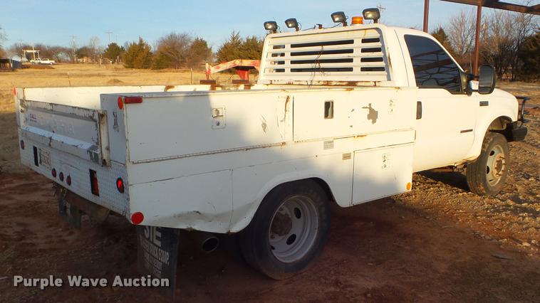 image for item DA7510 1999 Ford F450 Super Duty utility truck