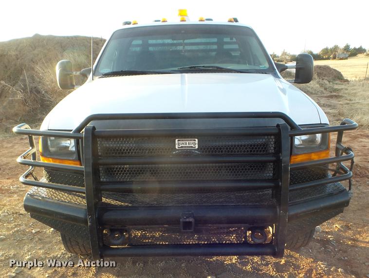 image for item DA7510 1999 Ford F450 Super Duty utility truck