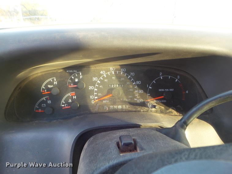 image for item DA7510 1999 Ford F450 Super Duty utility truck