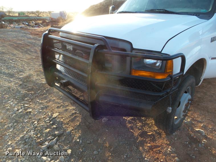 image for item DA7510 1999 Ford F450 Super Duty utility truck