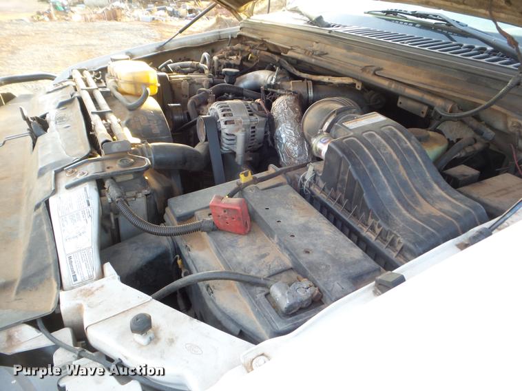 image for item DA7510 1999 Ford F450 Super Duty utility truck