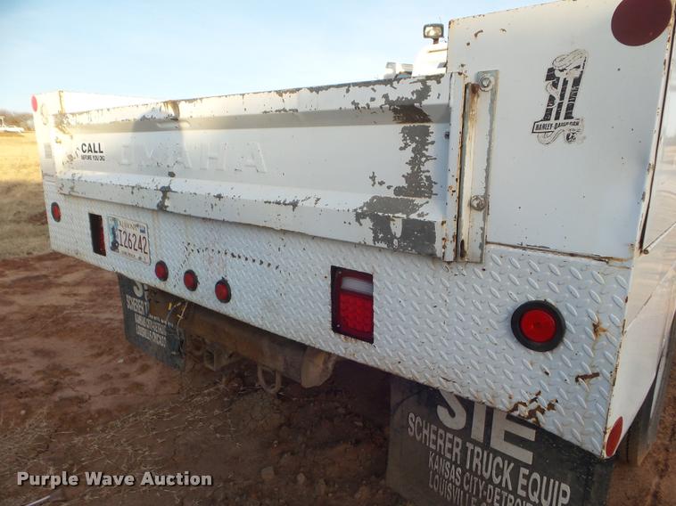 image for item DA7510 1999 Ford F450 Super Duty utility truck