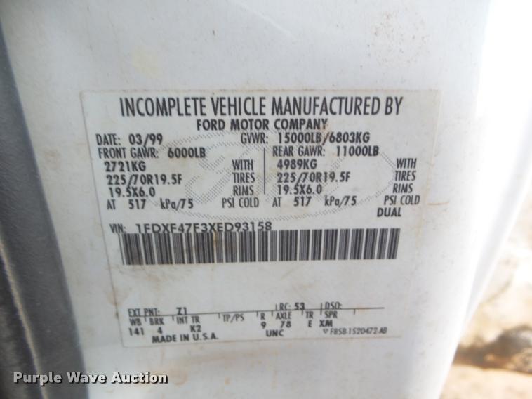 image for item DA7510 1999 Ford F450 Super Duty utility truck