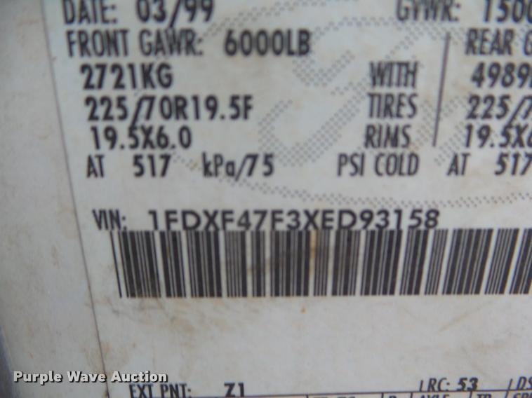 image for item DA7510 1999 Ford F450 Super Duty utility truck