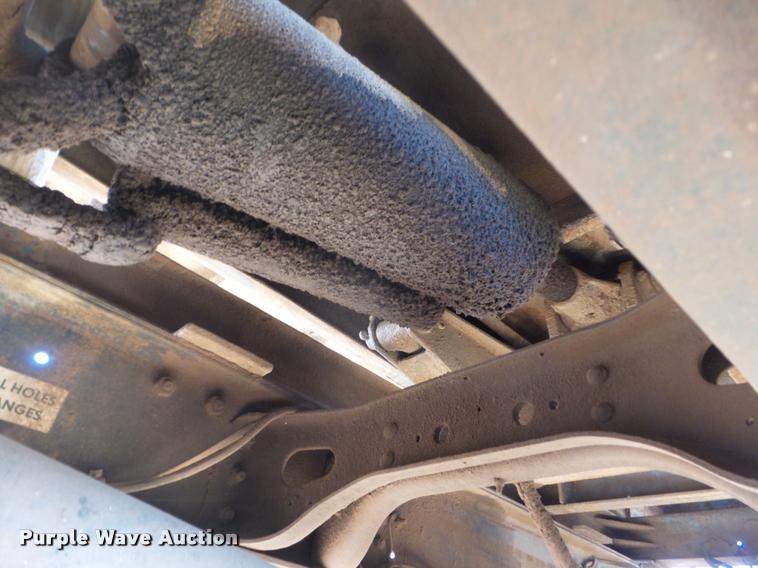 image for item DA7511 1982 International 1724 dump truck