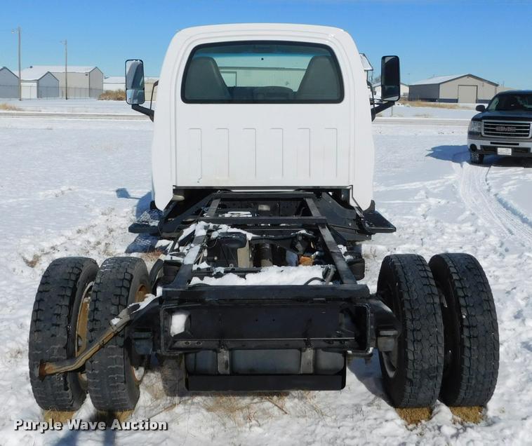 image for item DB1820 2009 Chevrolet C4500 truck cab and chassis