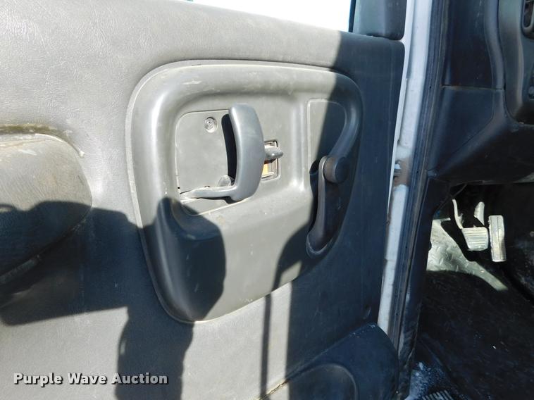 image for item DB1820 2009 Chevrolet C4500 truck cab and chassis