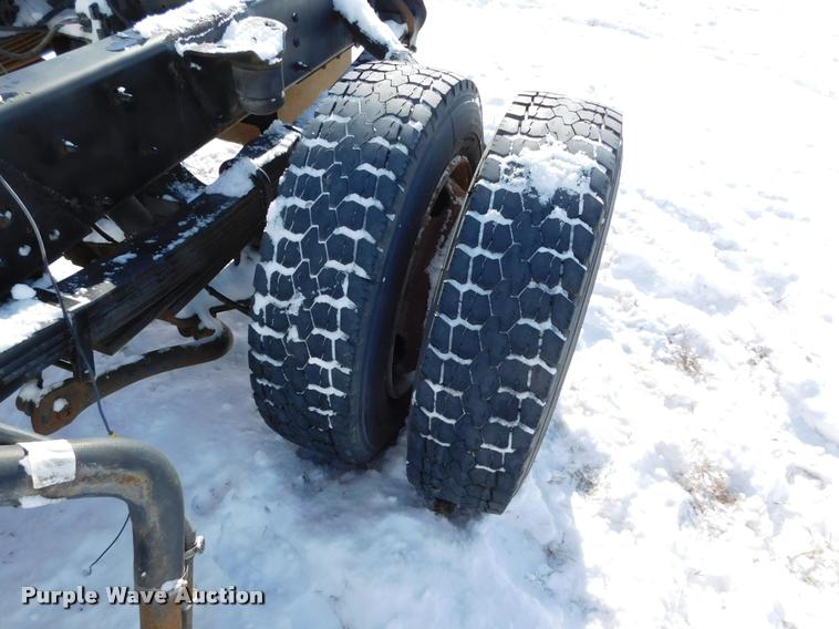 image for item DB1820 2009 Chevrolet C4500 truck cab and chassis