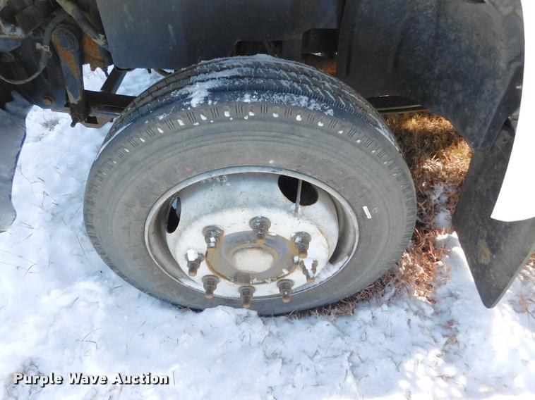 image for item DB1820 2009 Chevrolet C4500 truck cab and chassis