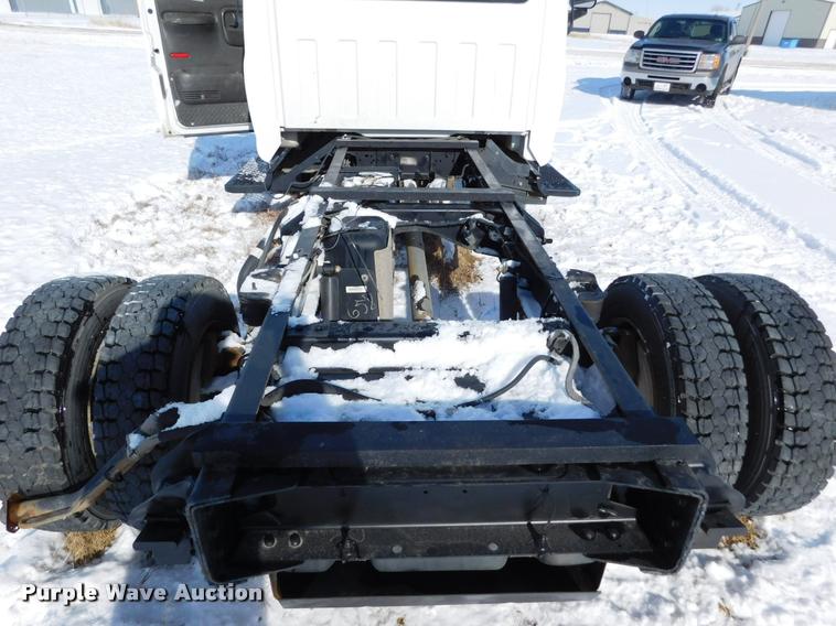 image for item DB1820 2009 Chevrolet C4500 truck cab and chassis