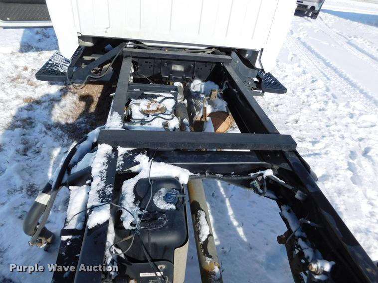 image for item DB1820 2009 Chevrolet C4500 truck cab and chassis