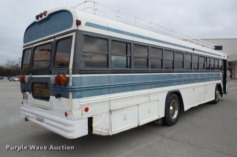 image for item DB2283 1994 Blue Bird TC2000 bus